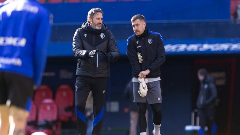 Osasuna-lleva-a-23-jugadores-a-conocer-la-verdadera-sociedad.jpg