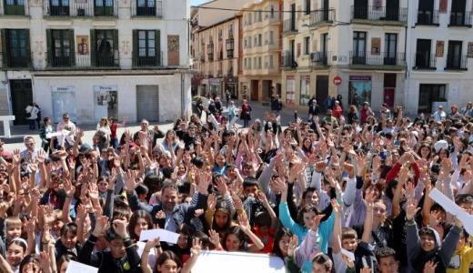 El alcalde y la concejala de Educación participan en la Semana de Acción Mundial por la Educación