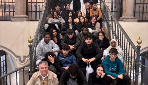 Visita al Archivo de los alumnos de la Escuela Taller El Castillo