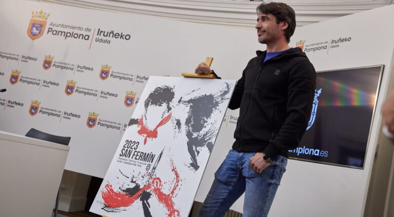 Raul-Lopez-Martin-anunciara-Sanfermin-2023-con-su-cartel-Instante.jpg