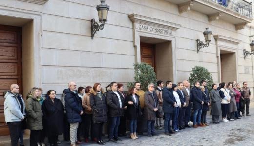 Minuto silencio víctimas descarrilamiento trenes