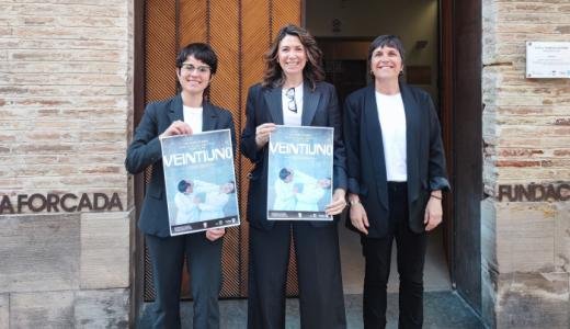 La compañía emergente Expuesta Teatro estrena “Veintiuno” en Castel Ruiz